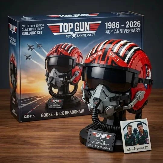 Fighter Pilot Helmet Building Set